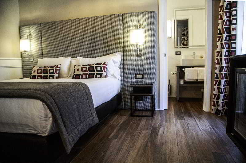 The Independent Suites Рим Экстерьер фото