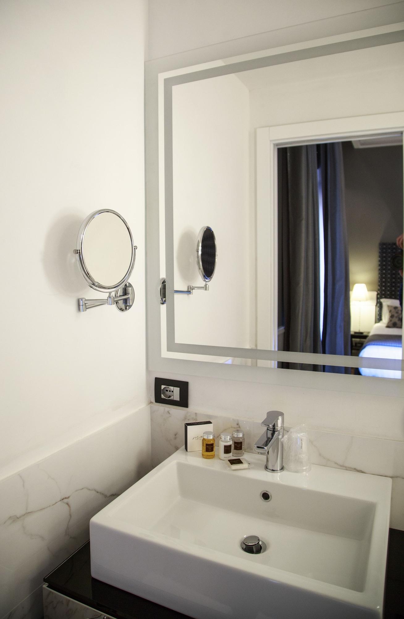 The Independent Suites Рим Экстерьер фото